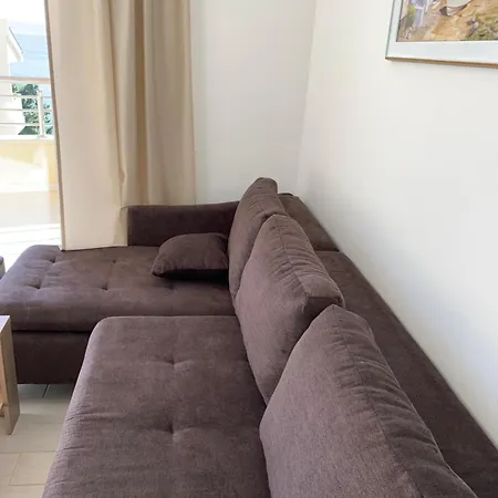 Royal Lara Apartment *