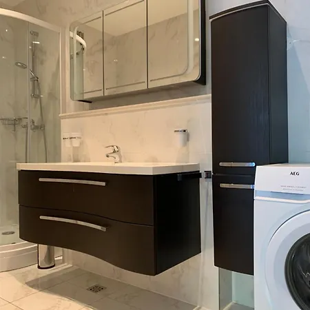 Royal Lara Apartment *